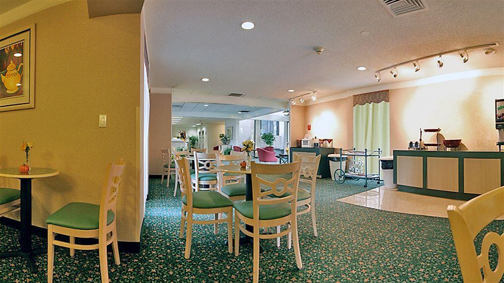 La Quinta By Wyndham Seattle Sea-Tac Airport Hotel SeaTac Exterior photo