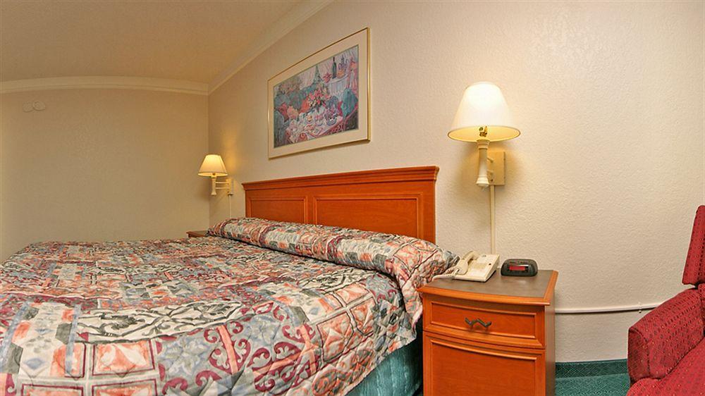 La Quinta By Wyndham Seattle Sea-Tac Airport Hotel SeaTac Exterior photo