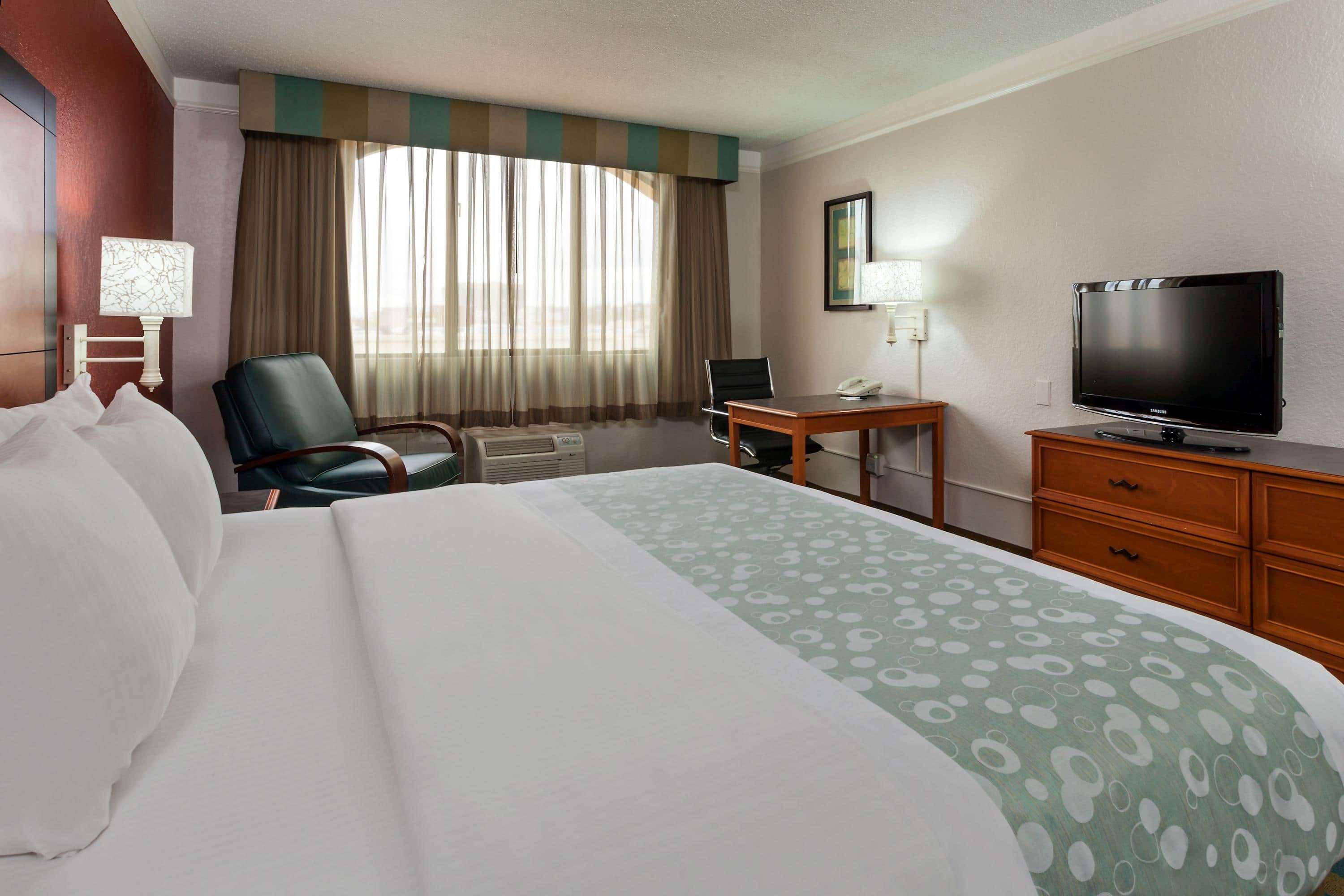 La Quinta By Wyndham Seattle Sea-Tac Airport Hotel SeaTac Exterior photo