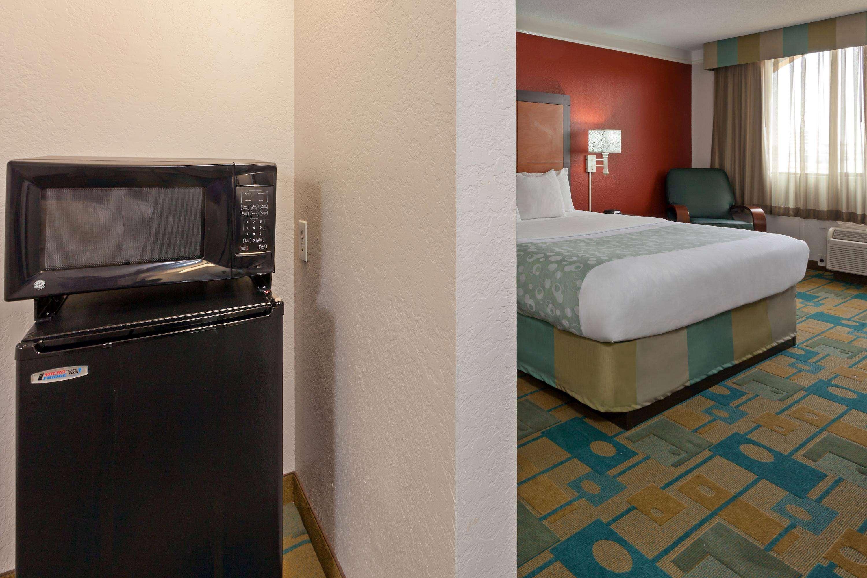 La Quinta By Wyndham Seattle Sea-Tac Airport Hotel SeaTac Exterior photo