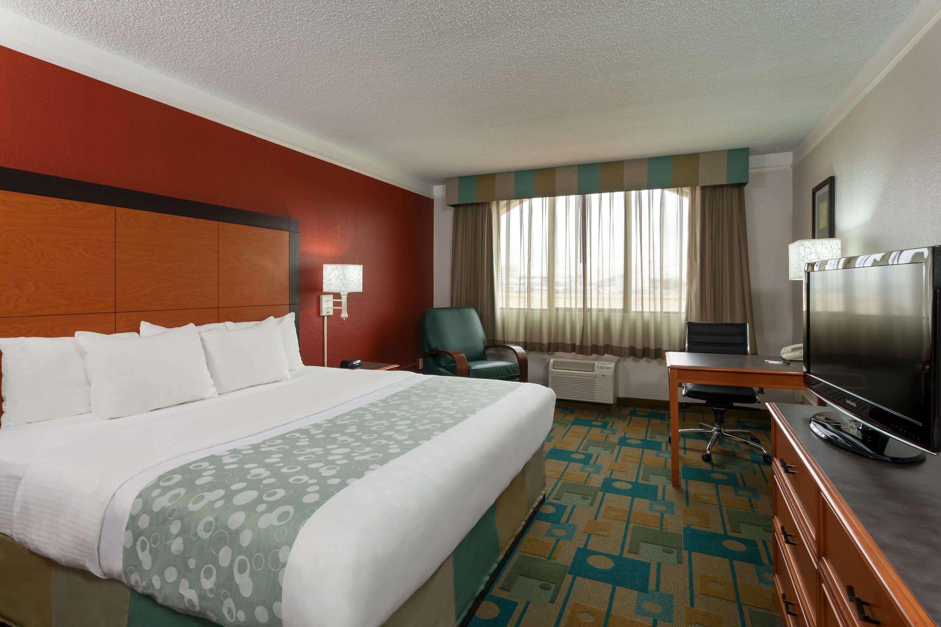La Quinta By Wyndham Seattle Sea-Tac Airport Hotel SeaTac Exterior photo