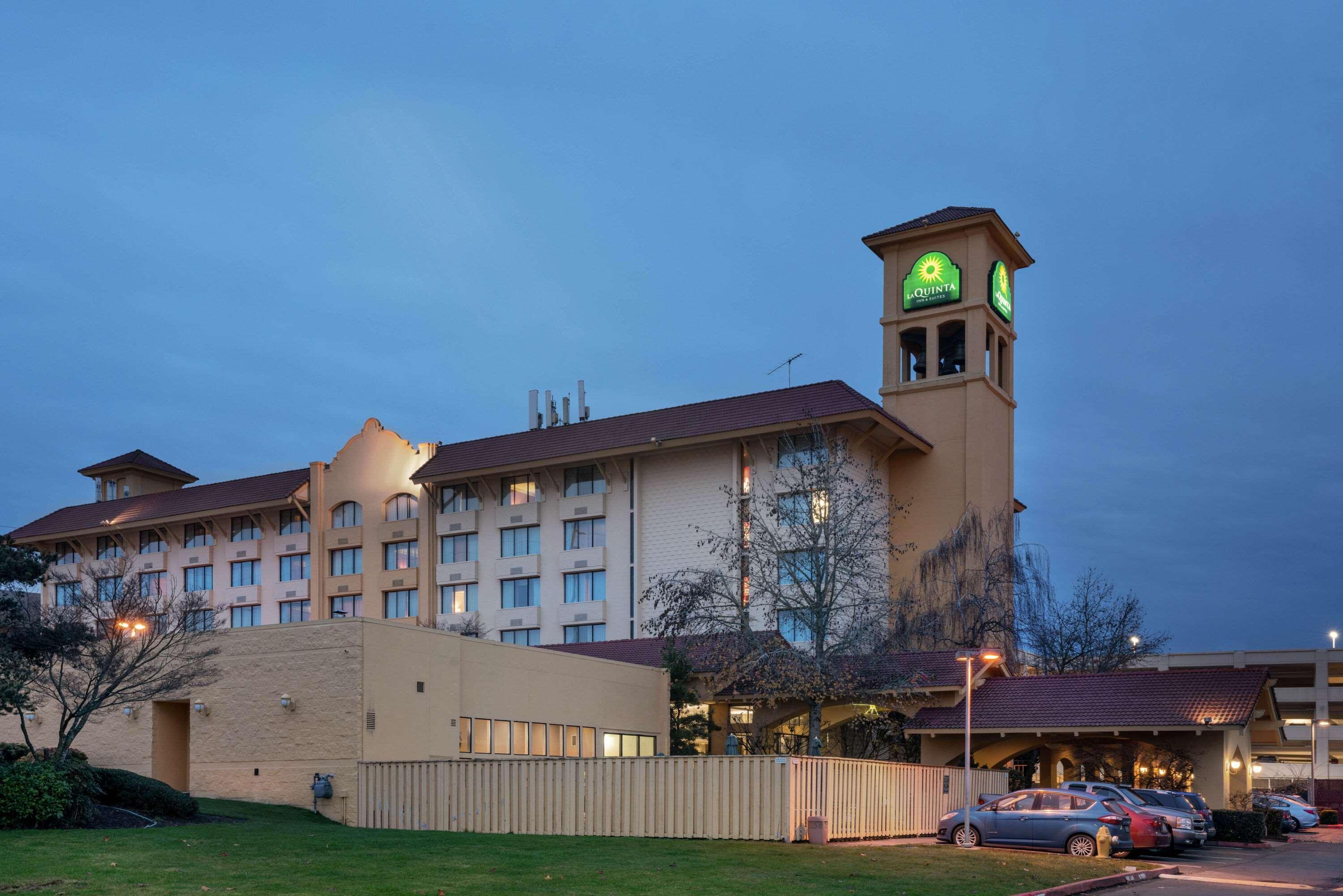 La Quinta By Wyndham Seattle Sea-Tac Airport Hotel SeaTac Exterior photo