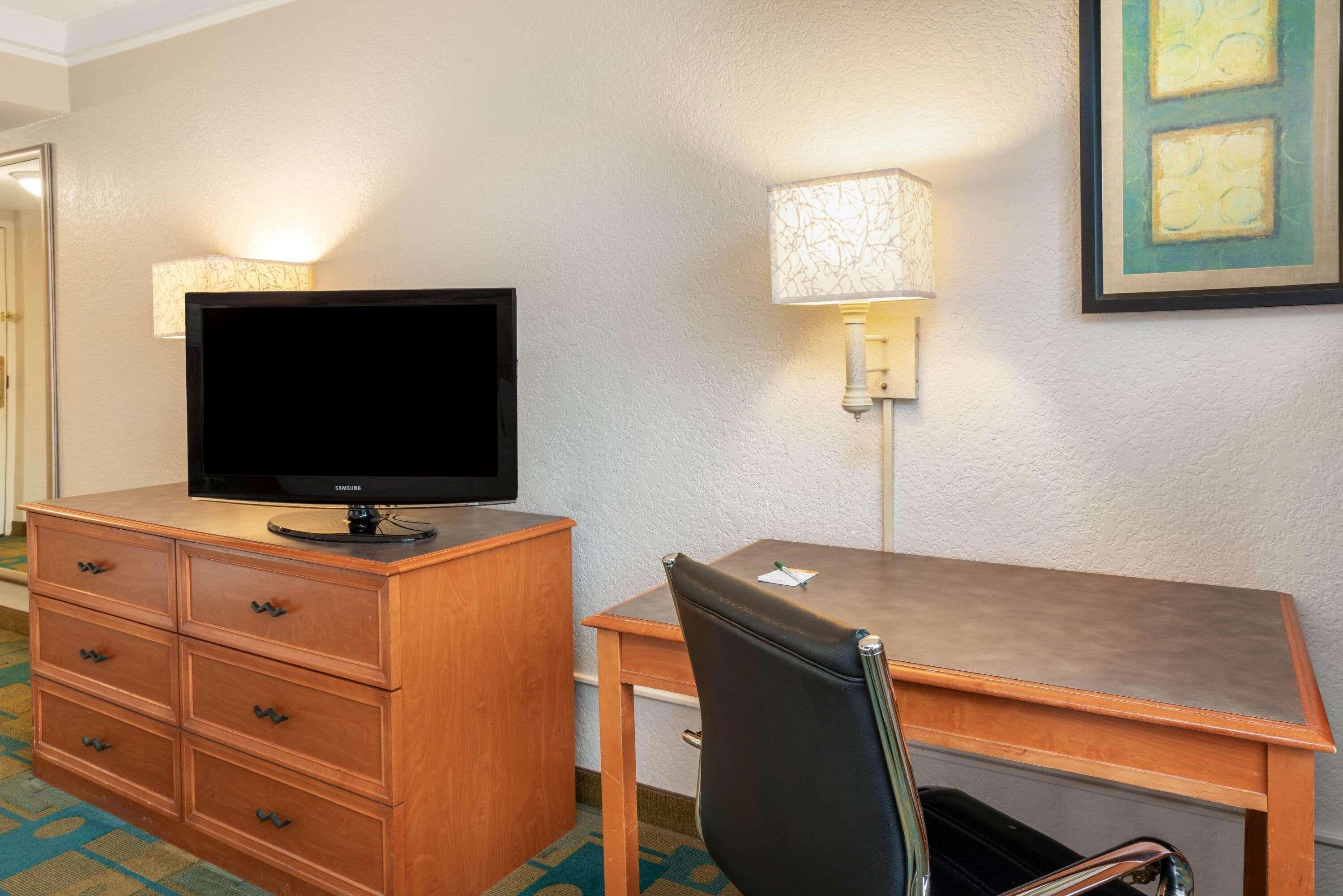 La Quinta By Wyndham Seattle Sea-Tac Airport Hotel SeaTac Exterior photo