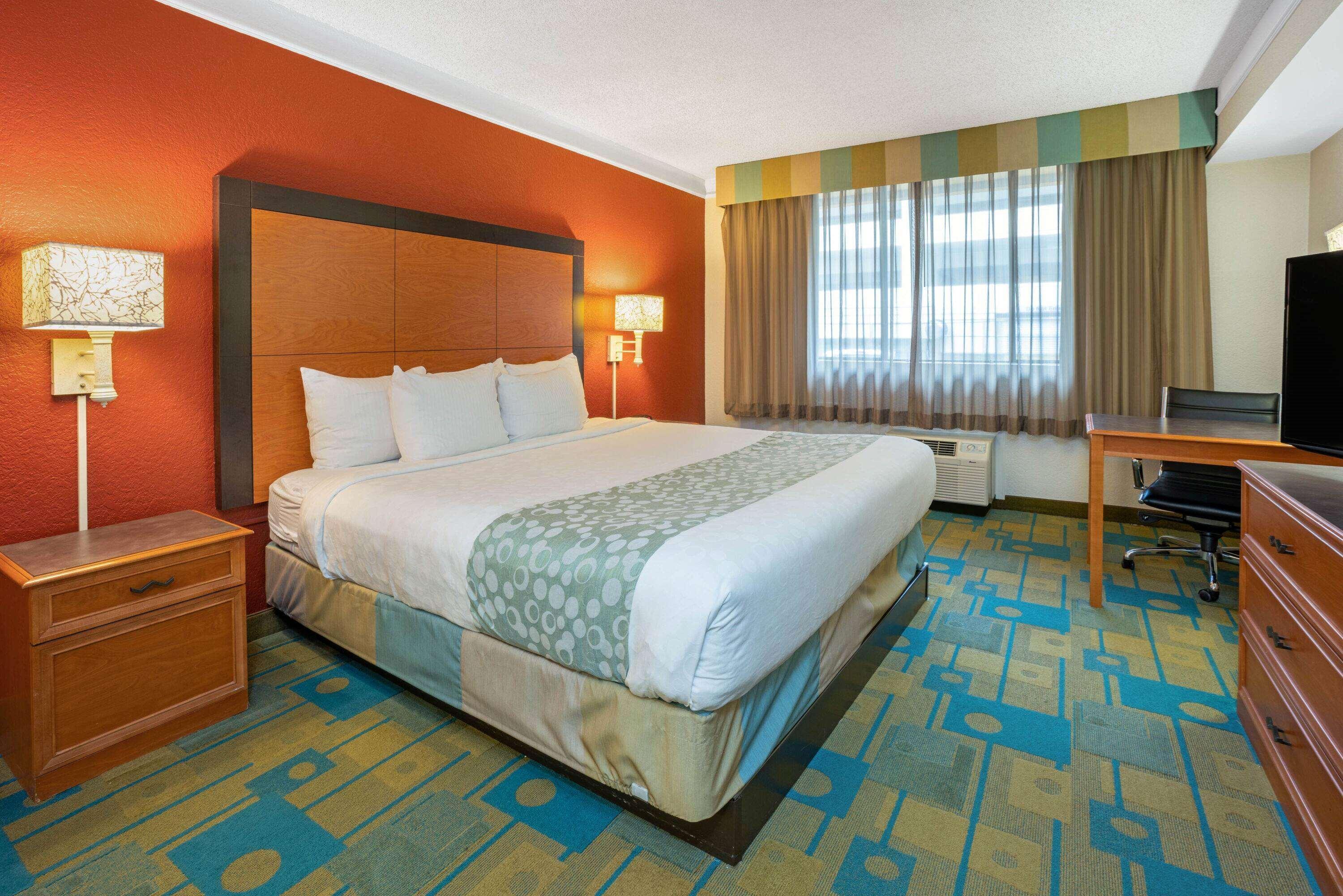 La Quinta By Wyndham Seattle Sea-Tac Airport Hotel SeaTac Exterior photo