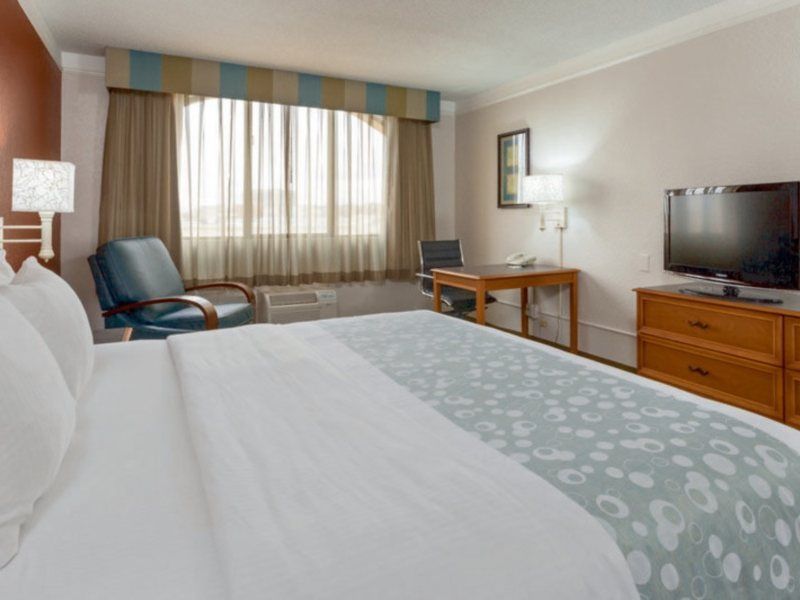 La Quinta By Wyndham Seattle Sea-Tac Airport Hotel SeaTac Exterior photo